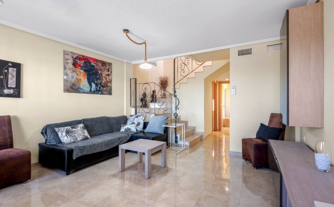 Resale - Villa -
Orihuela Costa - Costa Blanca