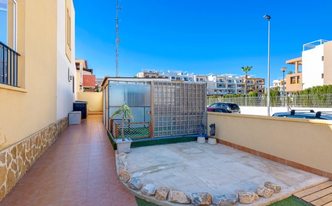 Resale - Villa -
Orihuela Costa - Costa Blanca