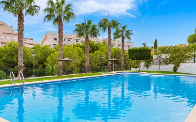 Resale - Villa -
Orihuela Costa - Costa Blanca