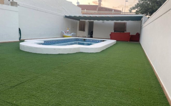 Revente - Town House -
Pilar de la Horadada - Zona Pueblo