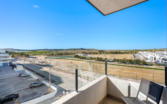 Resale - Apartment -
San Miguel de Salinas - Inland