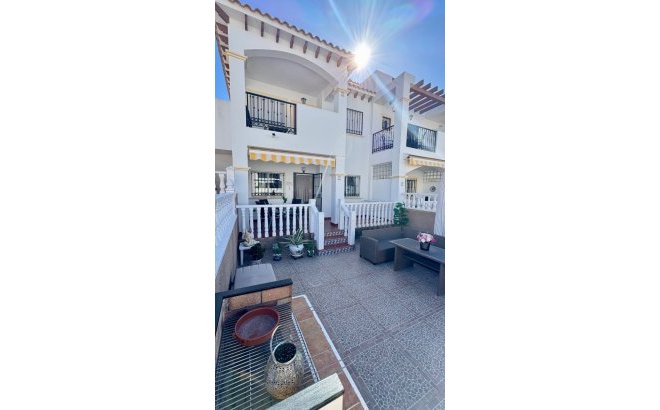 Resale - Apartment -
Orihuela Costa - La Ciñuelica