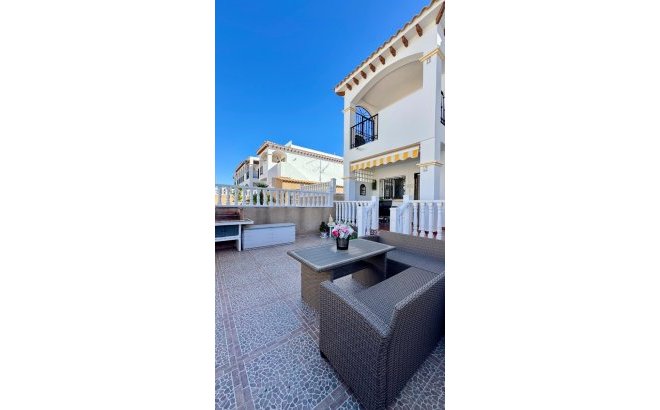 Resale - Apartment -
Orihuela Costa - La Ciñuelica