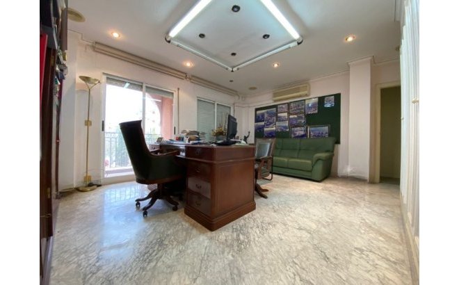 Resale - Apartment -
Torrevieja - Costa Blanca