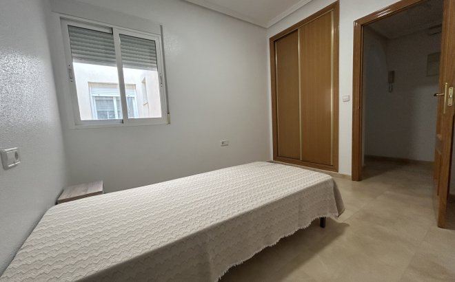 Resale - Apartment -
2778 - Inland