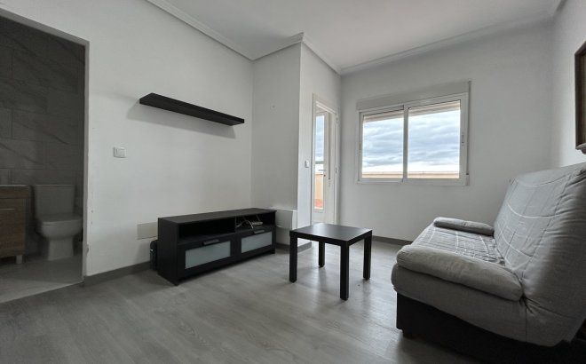 Resale - Apartment -
2778 - Inland