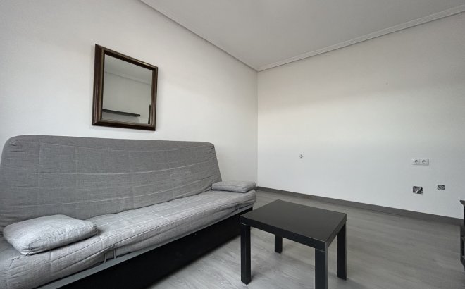 Resale - Apartment -
2778 - Inland