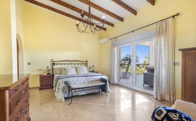 Revente - Villa -
Torrevieja - Costa Blanca