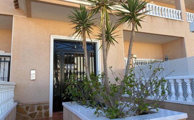 Revente - Appartement -
Orihuela Costa - Costa Blanca