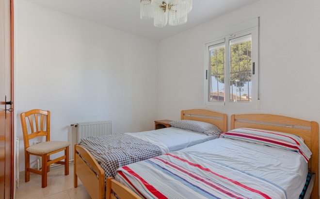 Resale - Villa -
Torrevieja - Costa Blanca