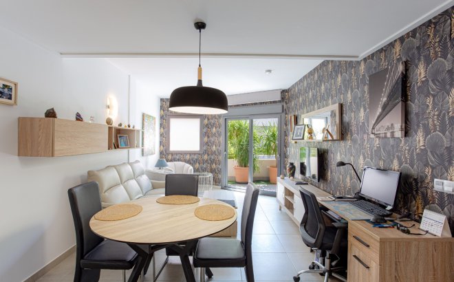 Herverkoop - Appartement -
Torrevieja - Costa Blanca