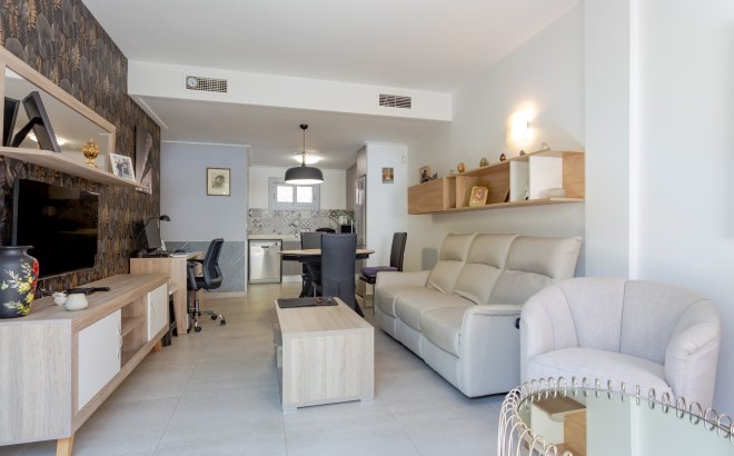 Herverkoop - Appartement -
Torrevieja - Costa Blanca