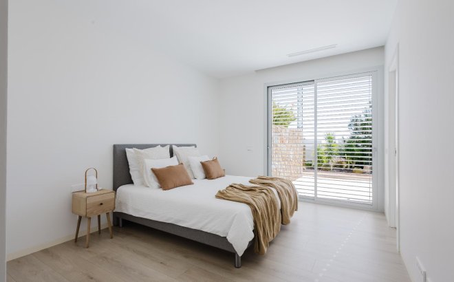 Resale - Villa -
Orihuela Costa - Costa Blanca