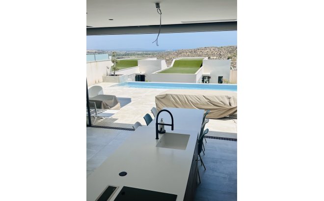Resale - Villa -
Rojales Hills - Costa Blanca