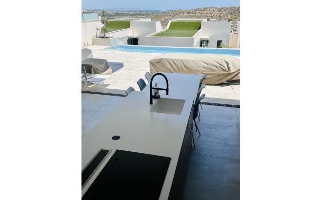 Resale - Villa -
Rojales Hills - Costa Blanca