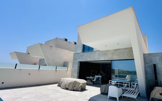 Resale - Villa -
Rojales Hills - Costa Blanca