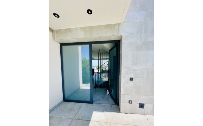 Resale - Villa -
Rojales Hills - Costa Blanca