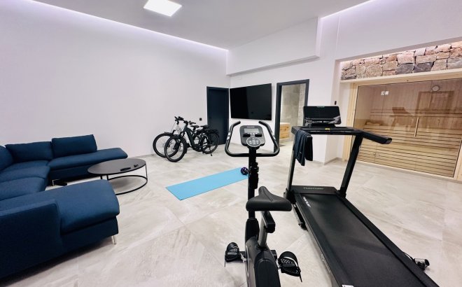 Resale - Villa -
Rojales Hills - Costa Blanca