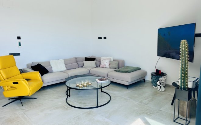 Resale - Villa -
Rojales Hills - Costa Blanca