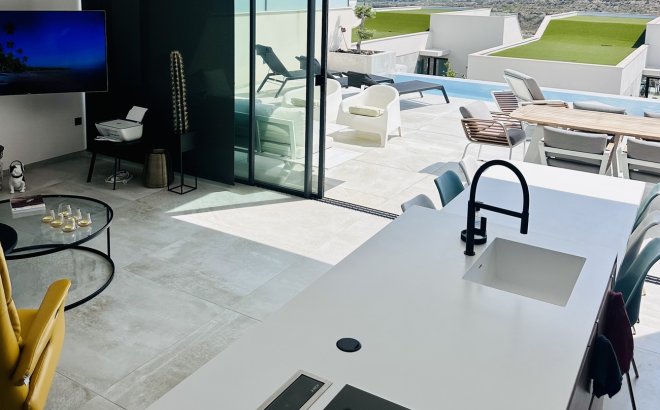 Resale - Villa -
Rojales Hills - Costa Blanca