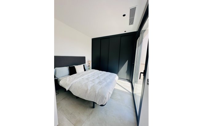 Resale - Villa -
Rojales Hills - Costa Blanca