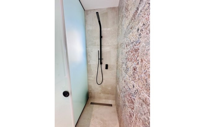 Resale - Villa -
Rojales Hills - Costa Blanca