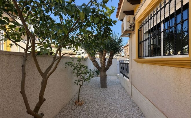 Resale - Quad House -
La Zenia - Costa Blanca