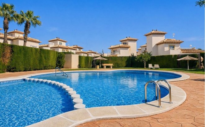 Resale - Quad House -
La Zenia - Costa Blanca