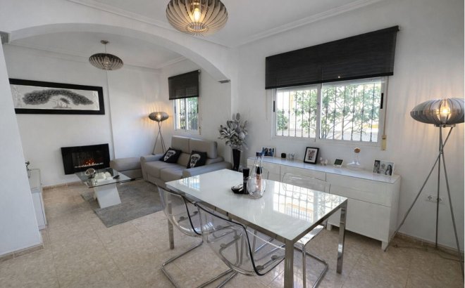 Resale - Quad House -
La Zenia - Costa Blanca