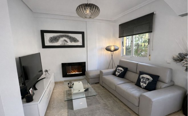 Resale - Quad House -
La Zenia - Costa Blanca