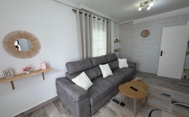 Revente - Town House -
Orihuela Costa - La Zenia