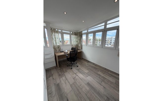 Revente - Town House -
Orihuela Costa - La Zenia