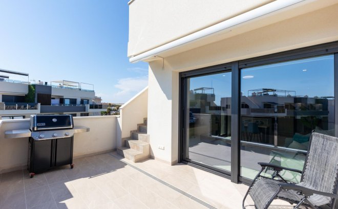 Resale - Penthouse -
Orihuela Costa - Playa Flamenca
