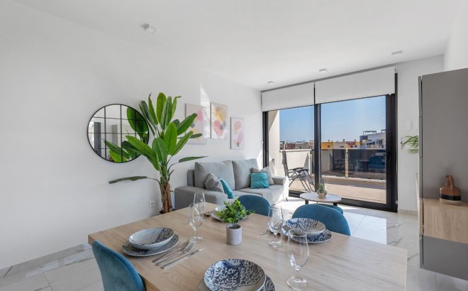 Resale - Penthouse -
Orihuela Costa - Playa Flamenca