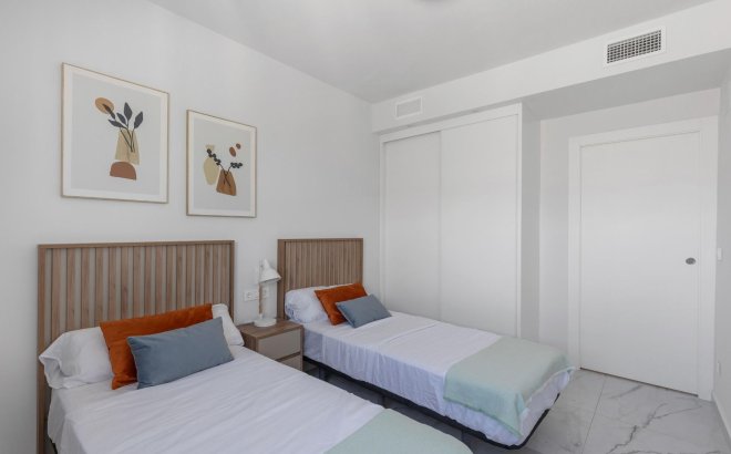 Resale - Penthouse -
Orihuela Costa - Playa Flamenca