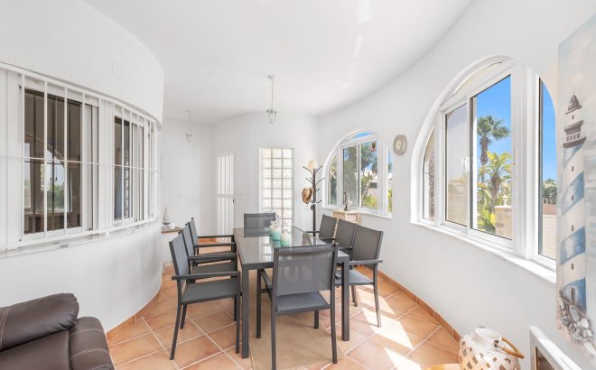 Herverkoop - Villa -
San Fulgencio - Urb. La Marina