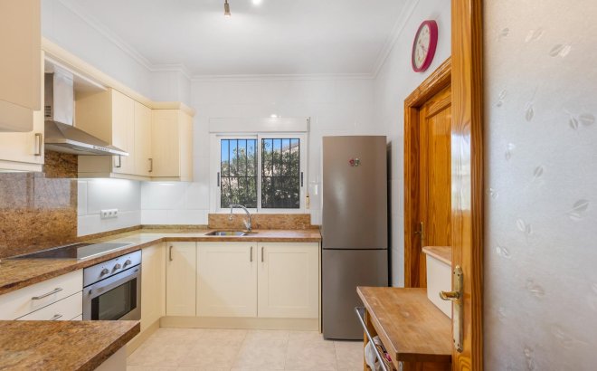 Herverkoop - Villa -
San Fulgencio - Urb. La Marina