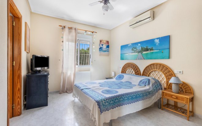 Herverkoop - Villa -
San Fulgencio - Urb. La Marina