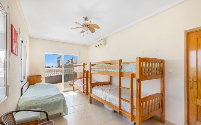 Herverkoop - Villa -
San Fulgencio - Urb. La Marina