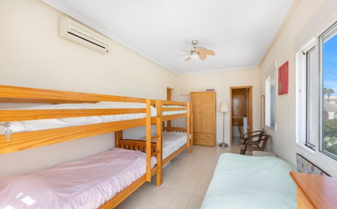 Herverkoop - Villa -
San Fulgencio - Urb. La Marina