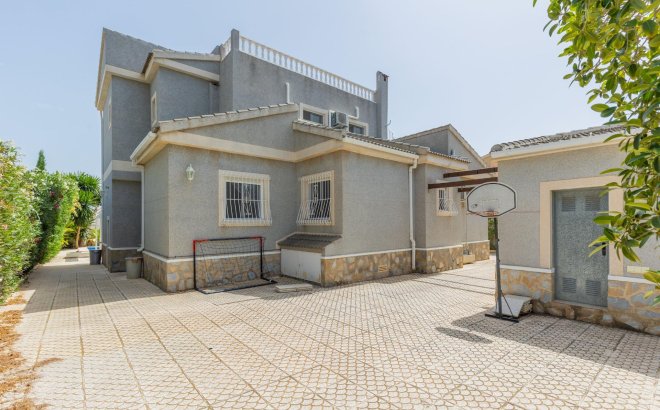 Herverkoop - Villa -
San Fulgencio - Urb. La Marina