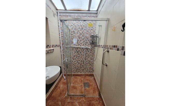 Herverkoop - Town House -
Torrevieja - La Siesta - El Salado - Torreta