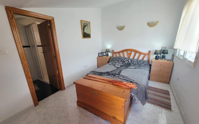 Herverkoop - Town House -
Torrevieja - La Siesta - El Salado - Torreta