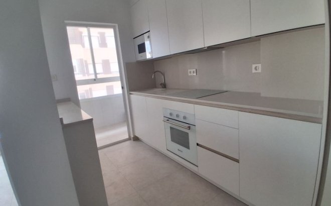Revente - Appartement -
Torrevieja - Costa Blanca