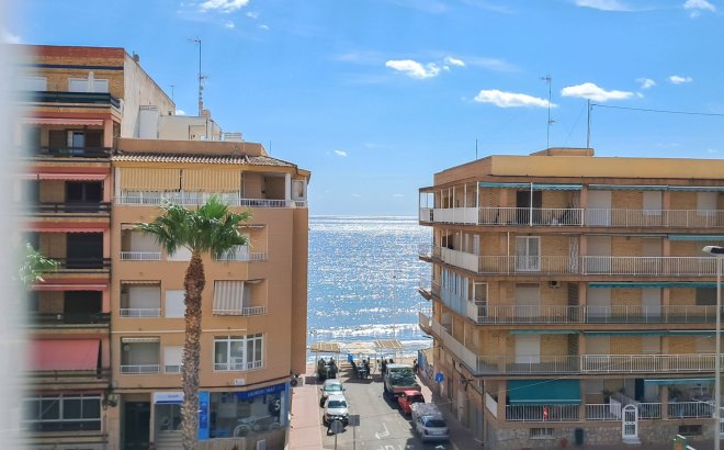 Resale - Penthouse -
Torrevieja - Playa De Los Naufragos