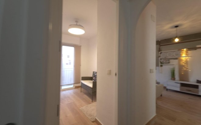 Resale - Penthouse -
Torrevieja - Cala Ferris