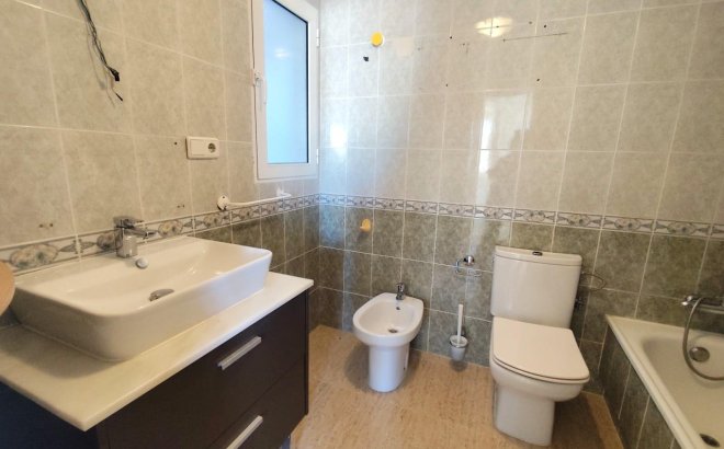 Resale - Apartment -
Torrevieja - Centro