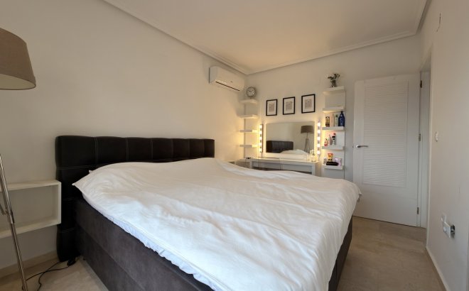 Resale - Villa -
Orihuela Costa - Los Doses