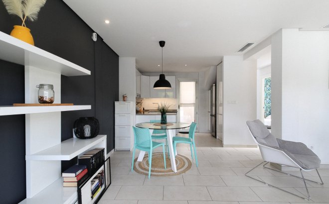 Resale - Quad House -
Torrevieja - Costa Blanca