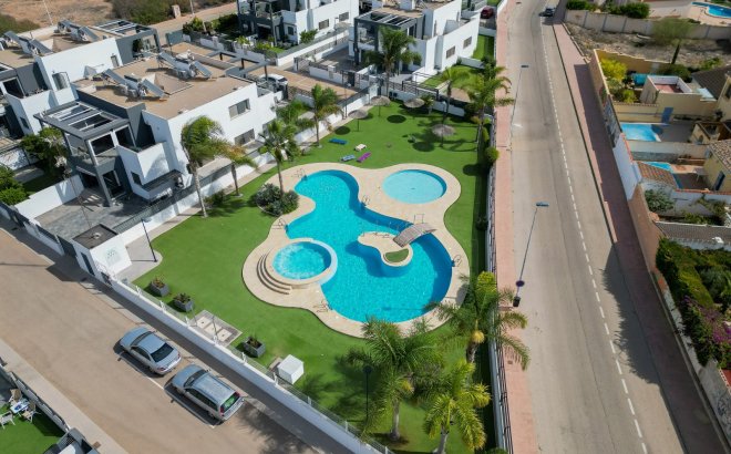 Resale - Quad House -
Torrevieja - Costa Blanca